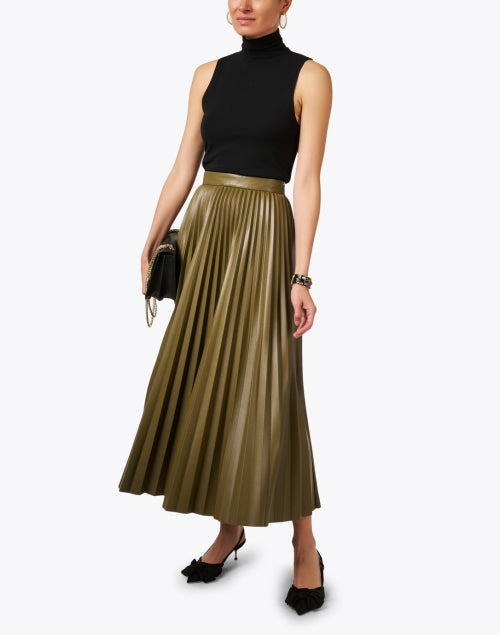 East/West Black Leather Crossbody Bag